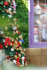 Fototapeta na wymiar Gleaming Christmas tree background