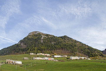 Fototapeta na wymiar Cimo d Aquiglio in den Monti Lessini