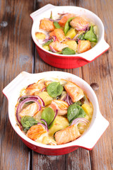 salmon fish cooked with spinach and cream
