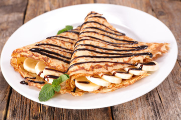 crepe with chocolate and banana