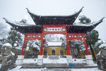 snow of temple