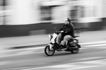 Obraz na płótnie Canvas Panning scooter