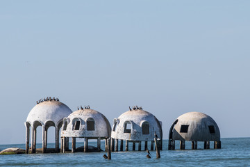 Dome House in the Gulf - 187118302