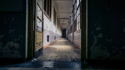 Urbex Pensionnat Catholique Korridor