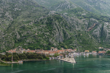 antike strasse in kotor