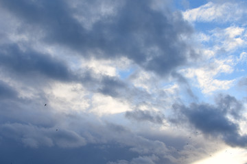 Fototapeta na wymiar ciel nuageux