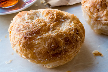 izmir boyoz / round borek with tea