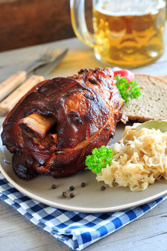 deftige Schweinshaxe