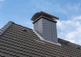 Schornstein auf einem Dach