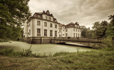 Fototapeta na wymiar Schloss Lindenau