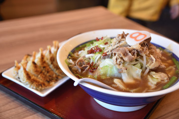 ファミリーレストランのラーメン
