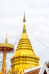 Fototapeta premium Beautiful architecture at Wat Phra That Doi Kham in Chiang Mai.
