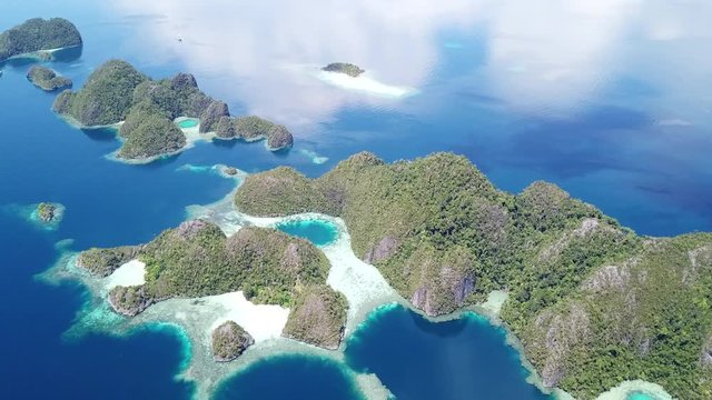 Beautiful Tropical Islands in Raja Ampat