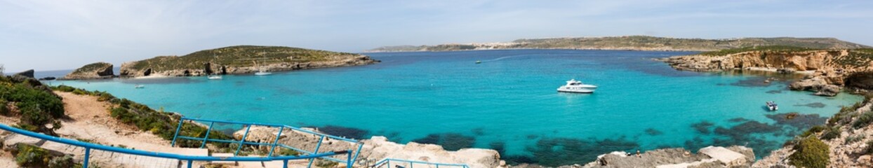 Fototapeta na wymiar Blue Lagoon on Malta