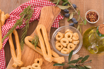 Italian taralli. 