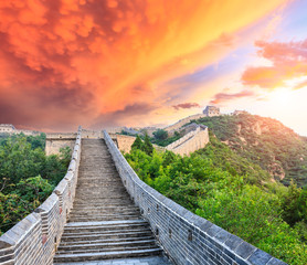 Fototapeta premium Great Wall of China at the jinshanling section,sunset landscape