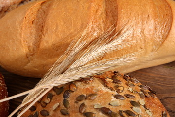 Bread is one of the basic foods that we can meet with meals on every table.
