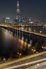 Fototapeta premium Lotte tower at night