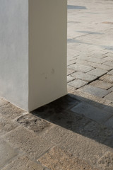 porches with white columns