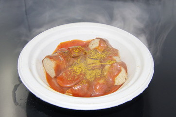 Dampfende Currywurst