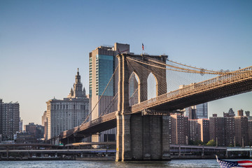 Fototapeta na wymiar ponte di Brooklyn New York