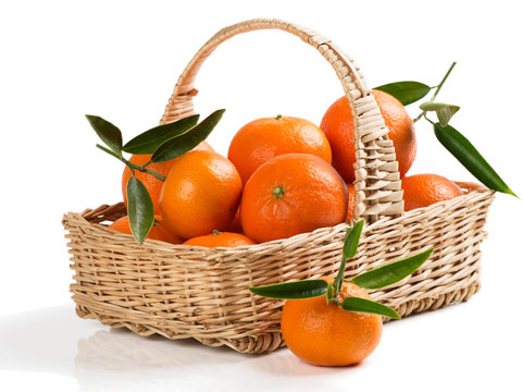 Basket with tangerines.