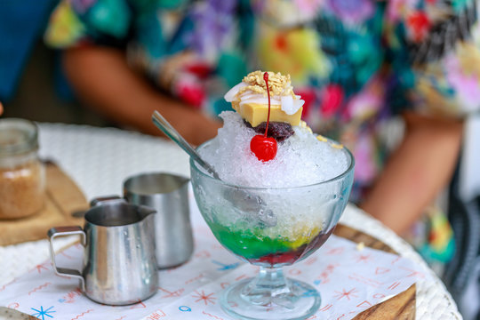 Halo Halo, Filipino Summer Dessert