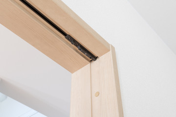 新築住宅のドア