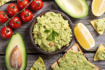 Guacamole with ingredients