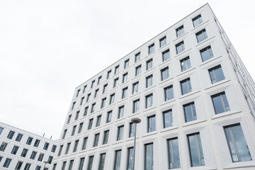 Fototapeta na wymiar Bauwirtschaft - moderne Gebäude in München 