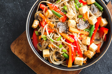 Stir fry with noodles, tofu and vegetables