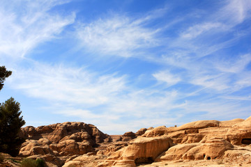 Fototapeta premium Rock formations in the nabatean city of Petra in Jordan