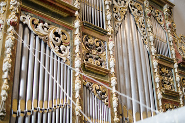 ORGANO DE TUBOS IGLESIA PIEDRAHITA AVILA