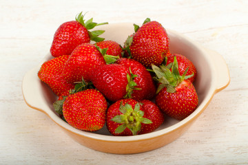 Strawberry in the bowl