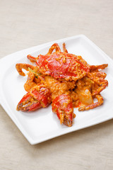 Fried crab with curry
