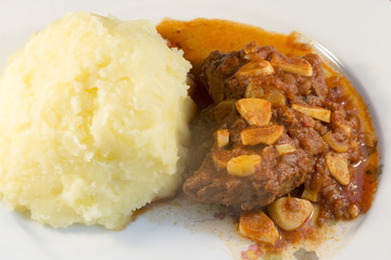 Onion roast with paprika