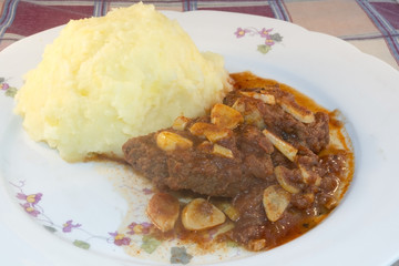 Onion roast with paprika