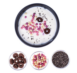 Delicious yoghurt with crispy cereal balls