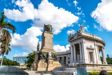 Fototapeta na wymiar Historic monument building in la Havana Cuba