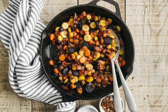 Cooked carrots with bacon jam