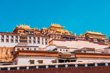Naklejka premium Tibet Monastery Sonzilin in Yunnan Province, China