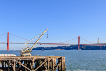 Vista da Ponte 25 de Abril em Lisboa