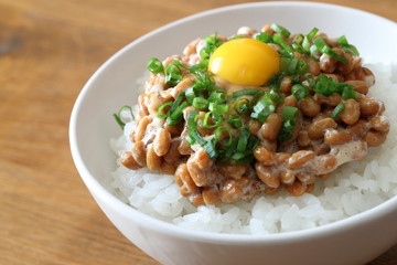 納豆　Natto(fermented soybeans)
