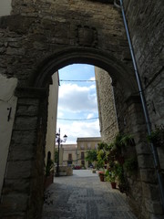 Fototapeta premium Iznatoraf,pueblo historico de Jaén, Andalucía (España) junto a Villanueva del Arzobispo, en la comarca de las Villas.