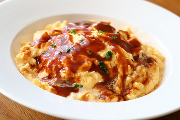 ふわとろオムライス　omelette with rice