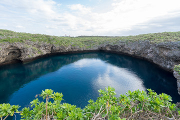 Fototapeta premium 下地島・通り池の風景