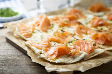 Smoked salmon and sour cream pie