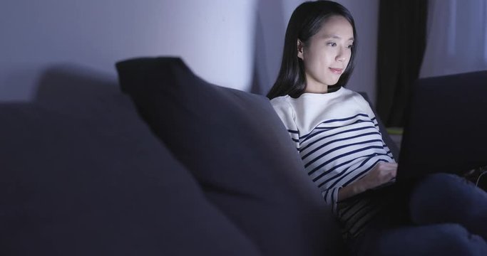 Woman use of laptop computer for online shopping