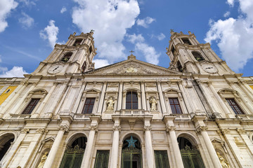 Fototapeta premium Basilica of the Mafra Palace and Convent. Franciscan religious order. Baroque architecture.