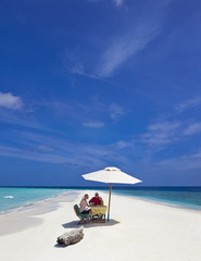 Picnic auf einer Sandbank im Indischen Ozean, (Malediven)